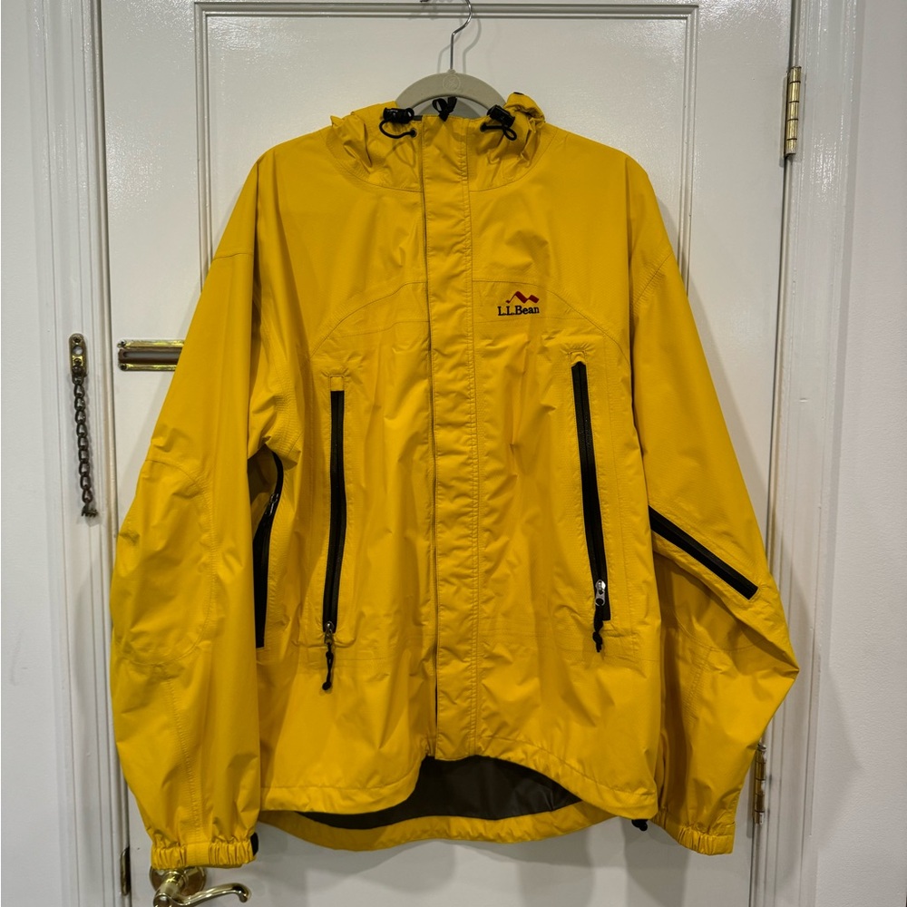 LLBean Mens Outdoor Gore Tex Shell